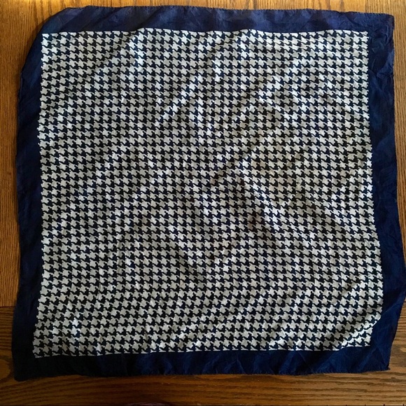 small-batch scarf/bandana - vintage blue rose houndstooth